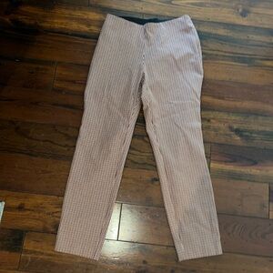 Burgundy checkered slim fit crop pant